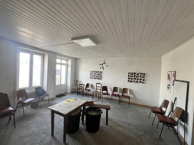 Maison - 92 m² - 4 pièces