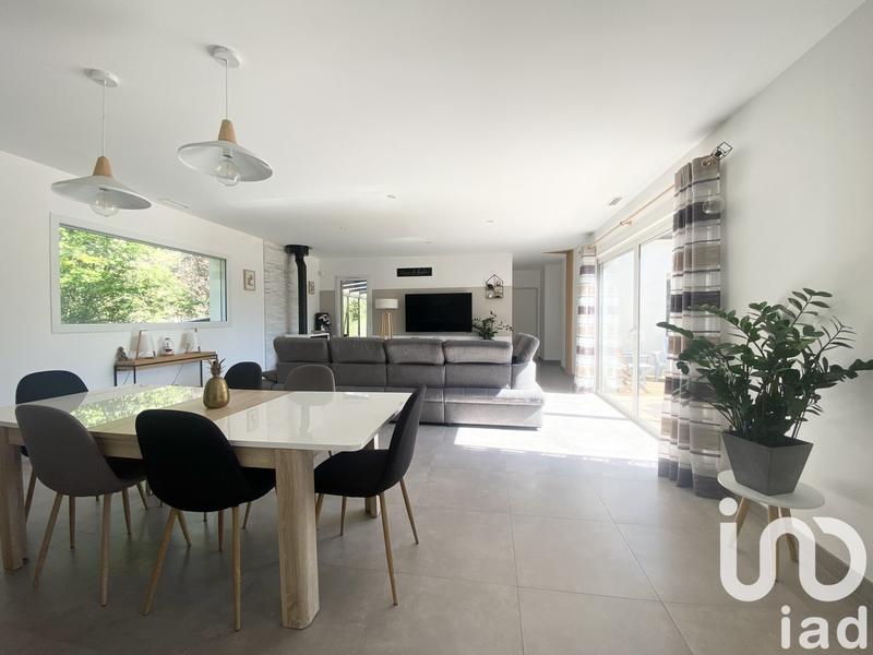 Maison - 172 m² - 6 pièces