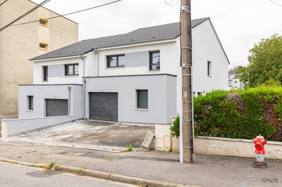 Maison - 142 m² - 6 pièces