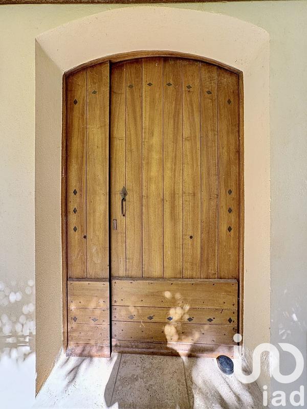 Maison - 300 m² - 8 pièces