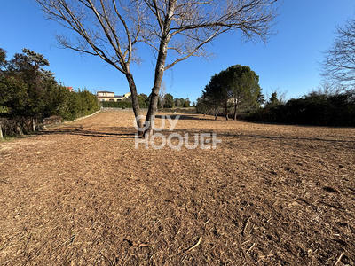 Terrain - 2 800 m²