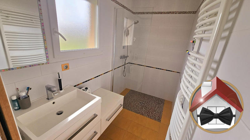 Maison - 206 m² - 5 pièces