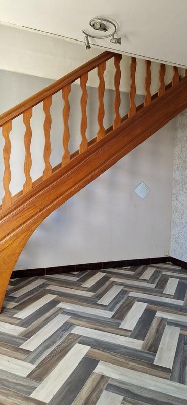 Maison - 96 m² - 6 pièces