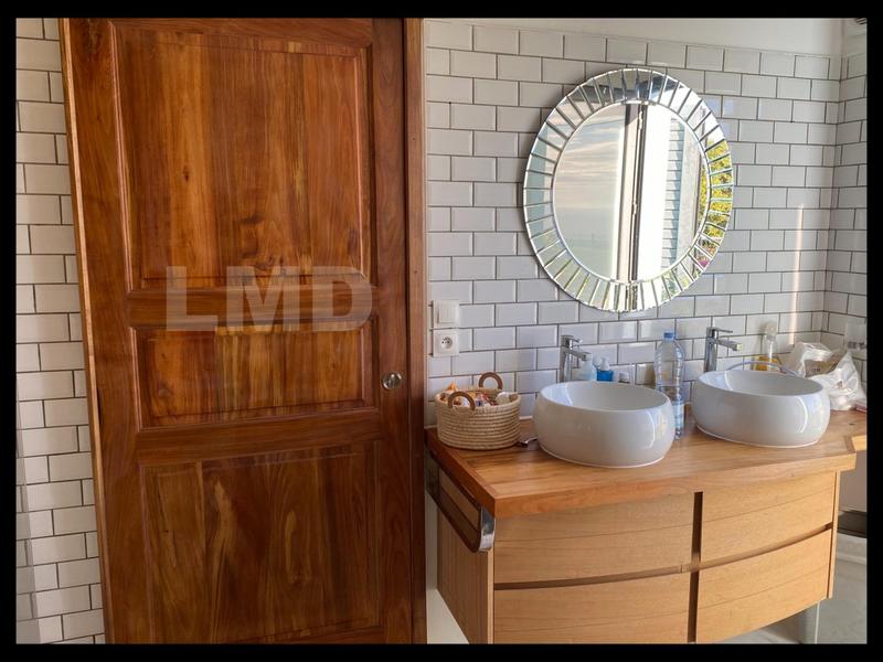 Maison - 160 m² - 4 pièces