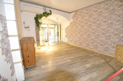 Local commercial - 83 m²