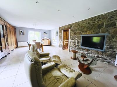 Maison - 113 m² - 5 pièces