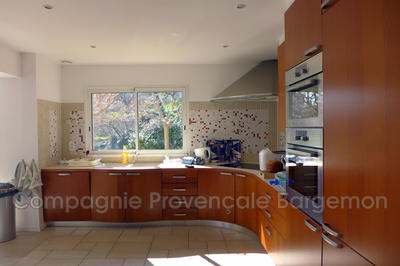 Villa - 180 m² - 7 pièces