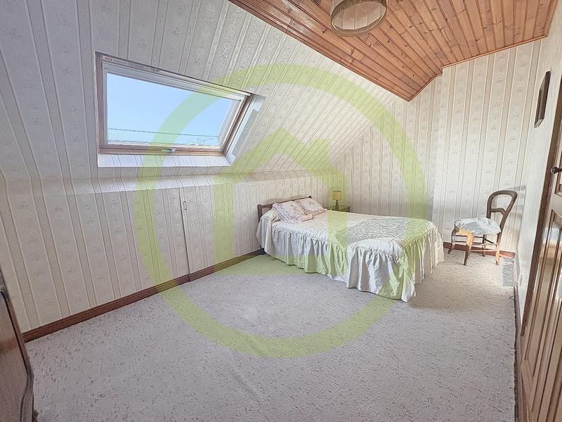 Maison - 162 m² - 8 pièces