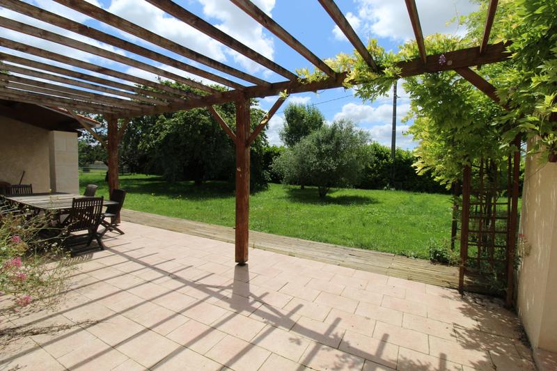 Maison - 235 m² - 8 pièces