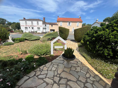 Maison - 101 m² - 5 pièces