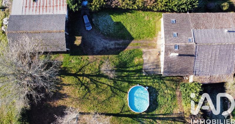 Maison - 102 m² - 5 pièces