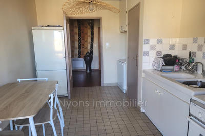 Appartement - 75 m² - 3 pièces