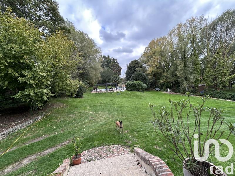 Maison - 220 m² - 7 pièces