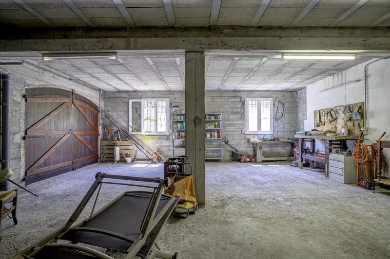 Villa - 167 m² - 6 pièces