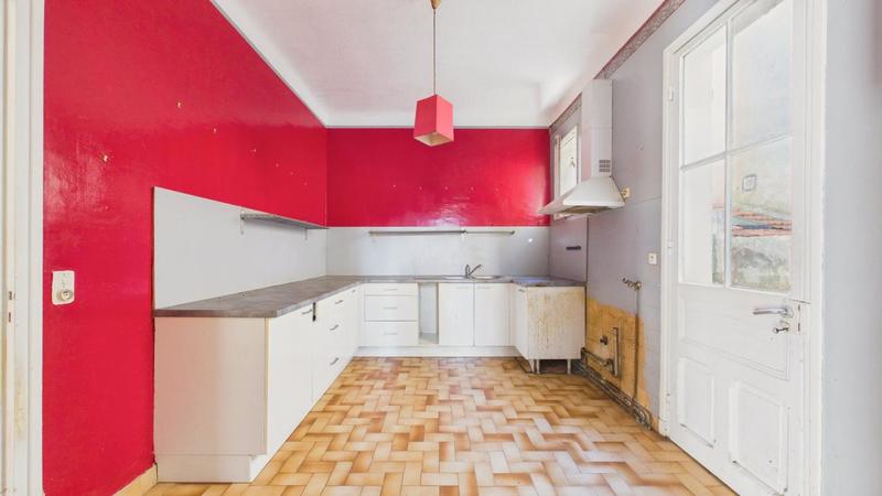 Appartement - 93 m² - 4 pièces