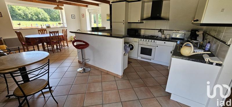 Maison - 280 m² - 5 pièces