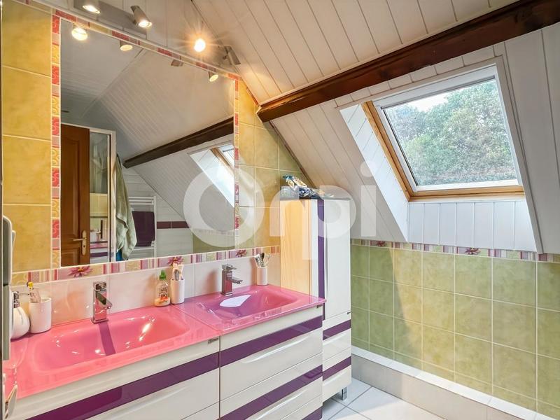 Maison - 163 m² - 7 pièces