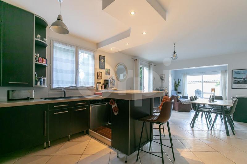 Maison - 80 m² - 3 pièces