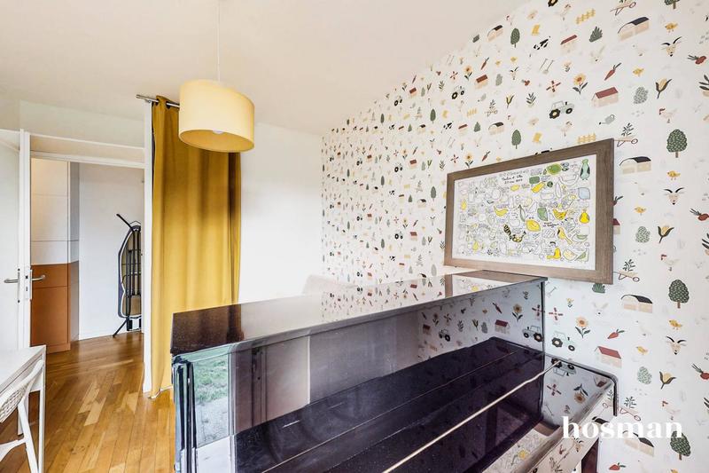 Appartement - 90 m² - 4 pièces