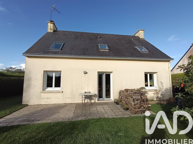 Maison - 90 m² - 5 pièces