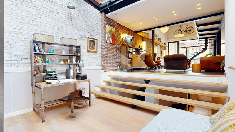 Appartement - 225 m² - 6 pièces