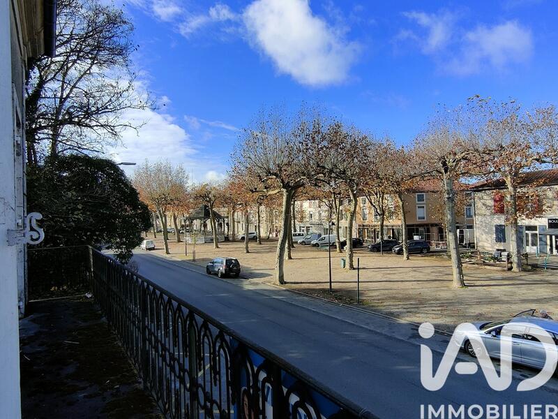 Maison - 300 m² - 7 pièces