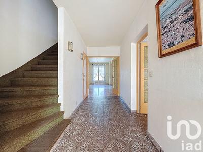 Maison - 180 m² - 8 pièces