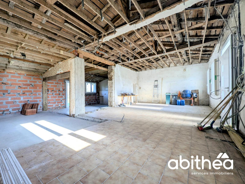 Maison - 110 m² - 1 pièce