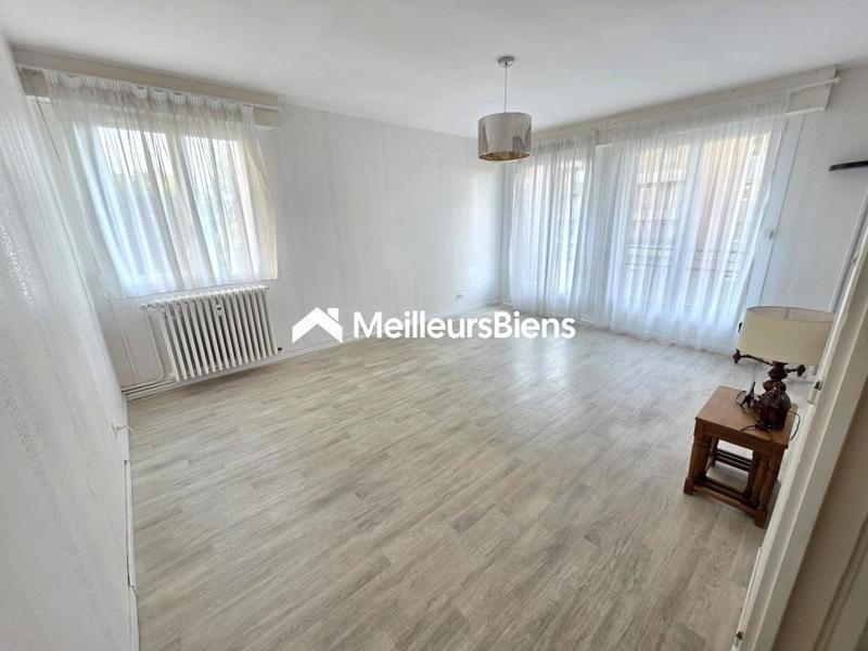 Appartement ancien - 80 m² - 3 pièces