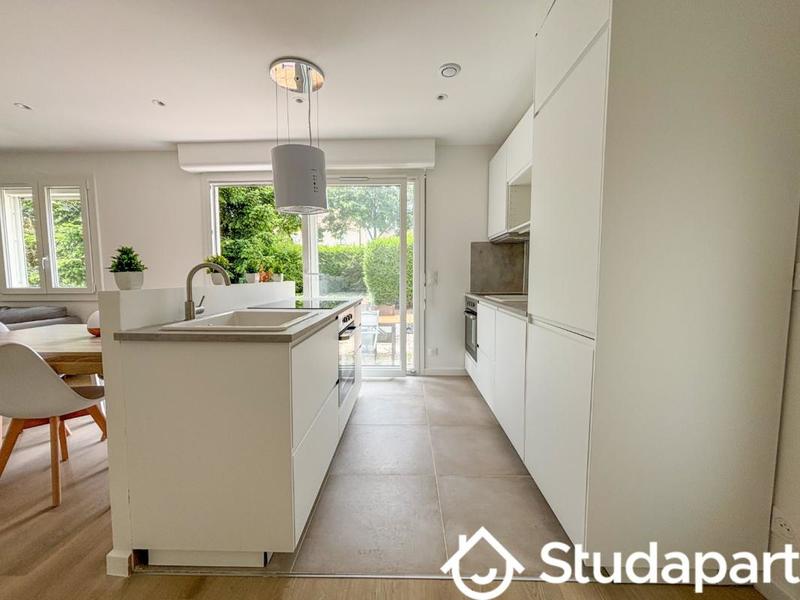 Chambre - 11 m² - 1 pièce