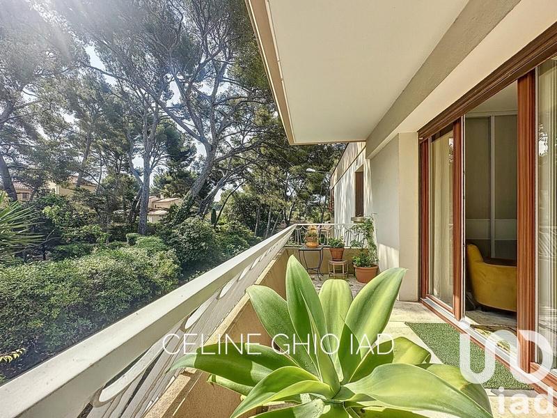 Appartement - 93 m² - 3 pièces