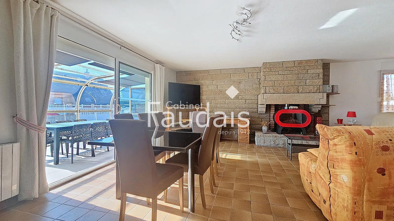 Maison - 81 m² - 4 pièces