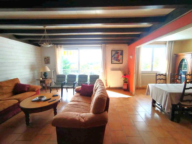 Maison - 143 m² - 6 pièces