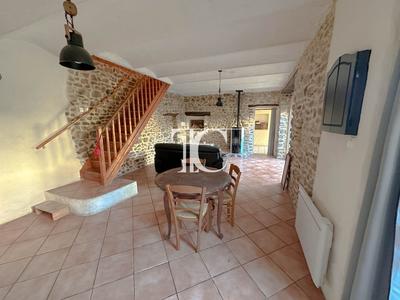 Maison de village - 130 m² - 4 pièces