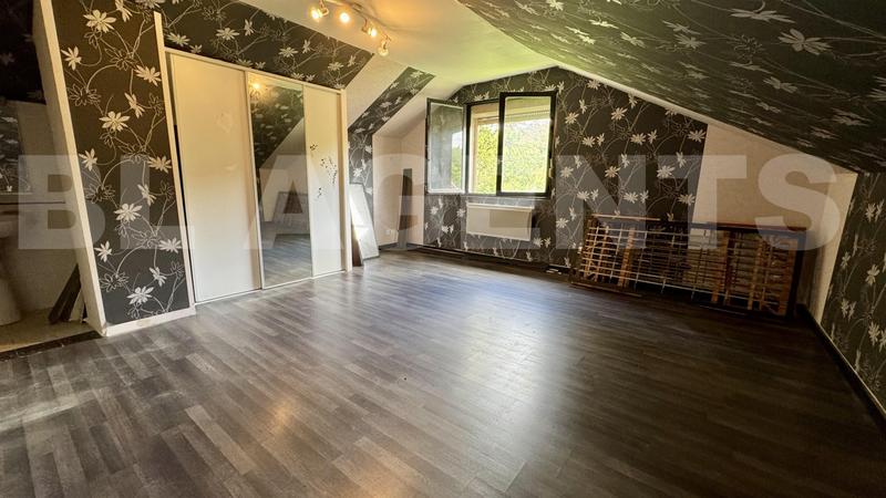 Maison - 120 m² - 9 pièces