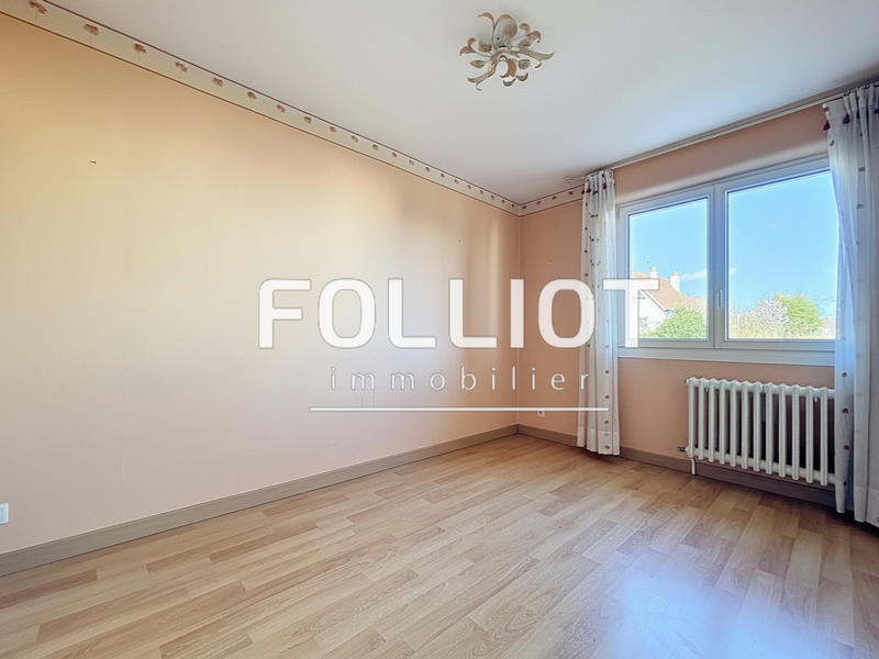 Maison - 100 m² - 6 pièces