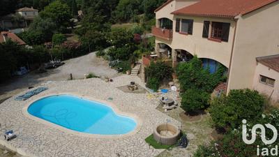 Maison - 170 m² - 7 pièces