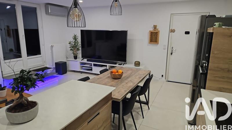 Appartement - 60 m² - 3 pièces