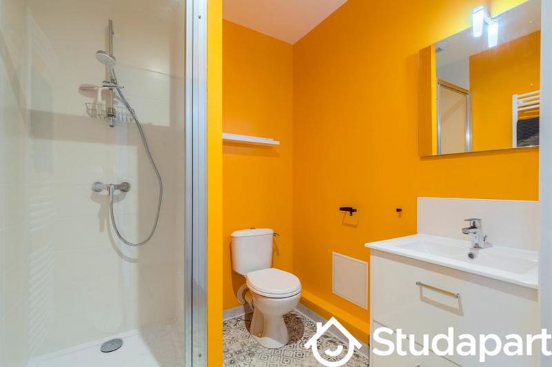 Chambre - 14 m² - 1 pièce