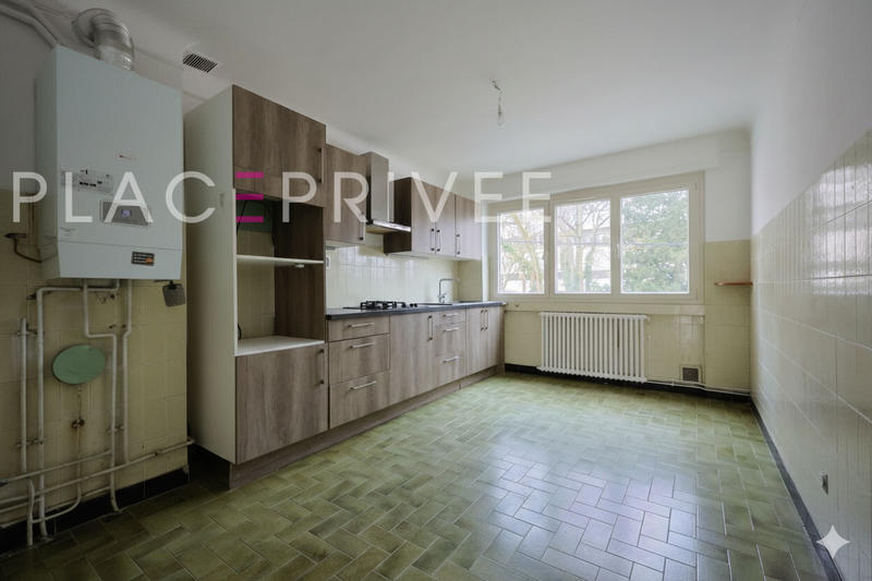 Appartement - 102 m² - 4 pièces