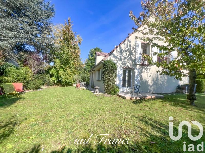 Maison - 169 m² - 8 pièces