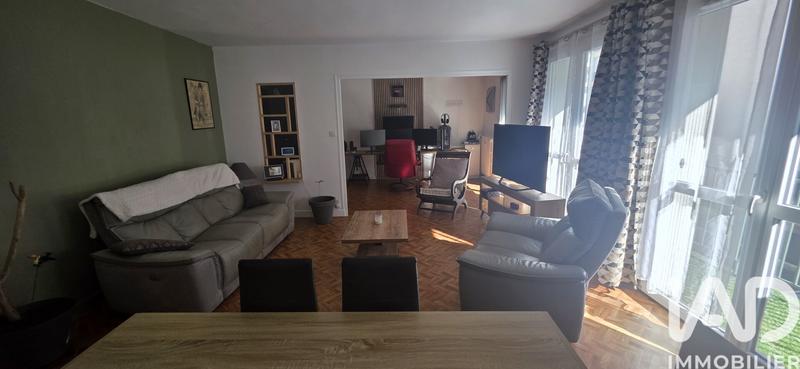 Appartement - 99 m² - 3 pièces