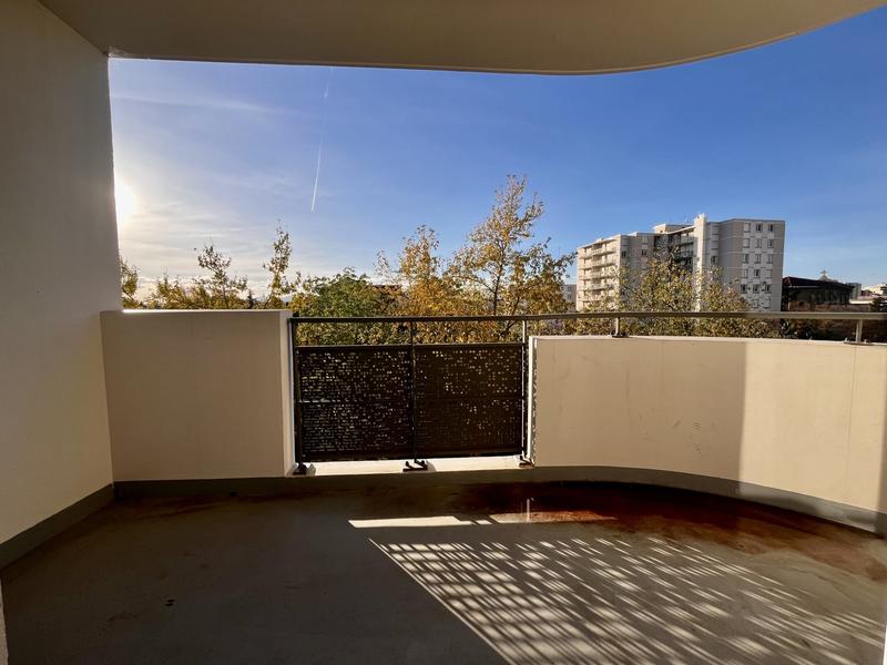 Appartement - 79 m² - 4 pièces