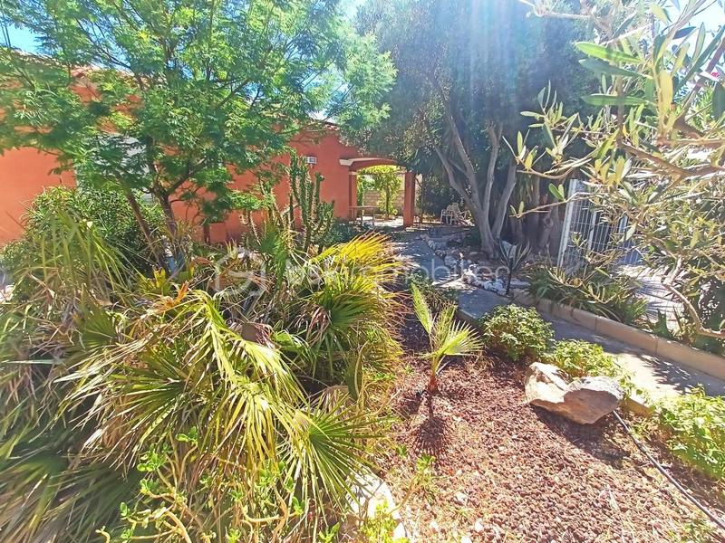 Maison traditionnelle - 177 m² - 7 pièces