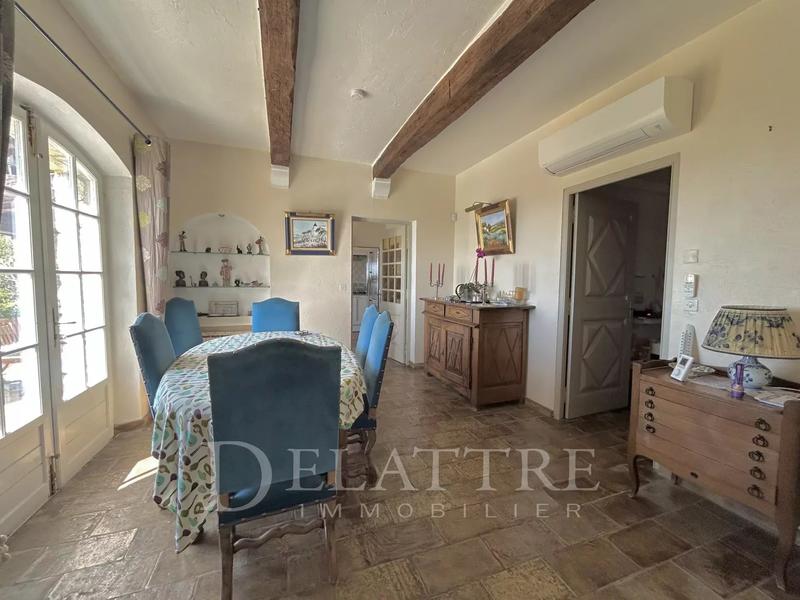 Villa - 160 m² - 5 pièces