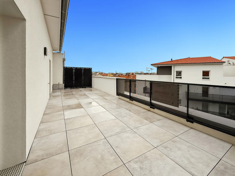 Appartement - 102 m² - 4 pièces