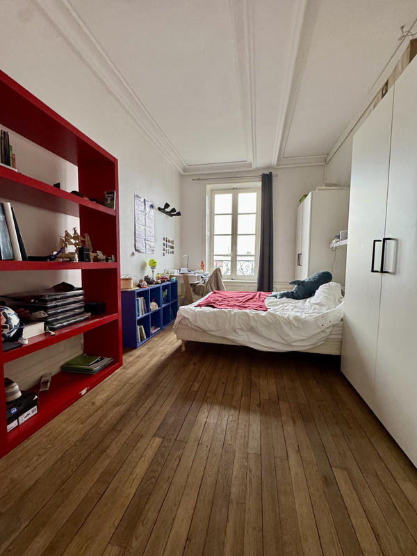 Appartement - 221 m² - 8 pièces