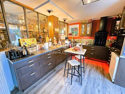 Maison - 165 m² - 7 pièces