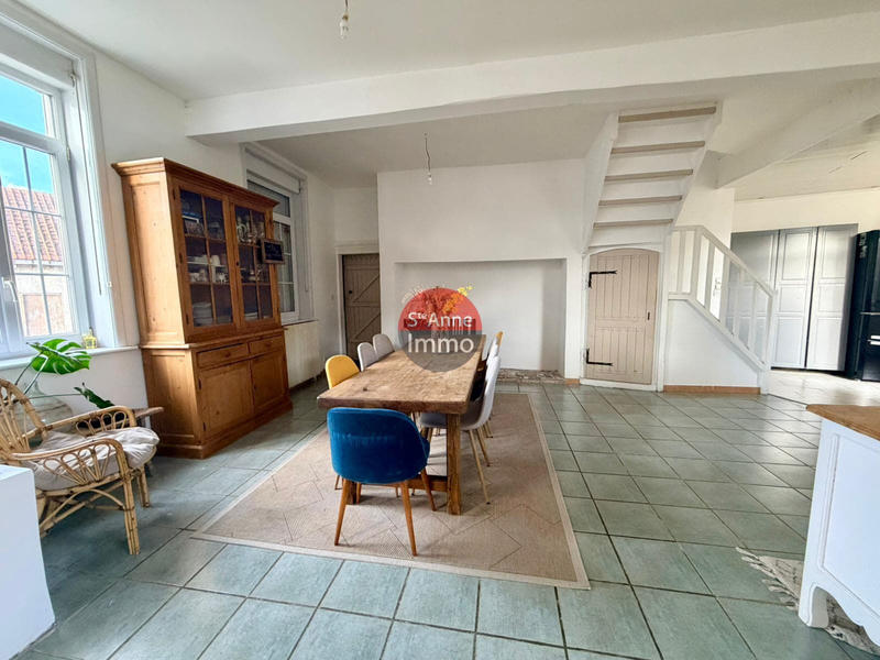 Maison - 197 m² - 7 pièces