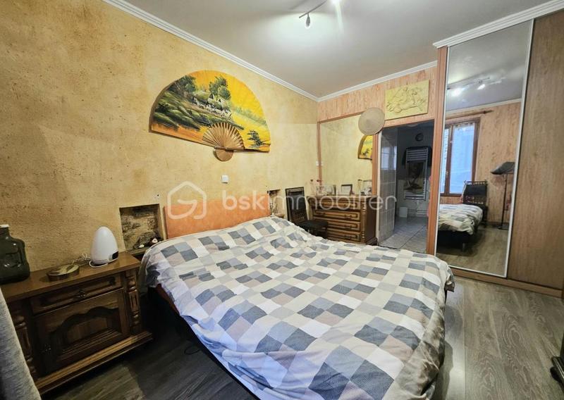 Maison - 152 m² - 6 pièces